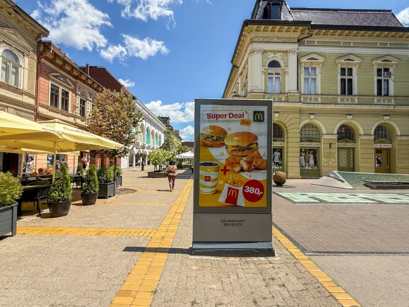 Trg Zorana Đinđića — Strana B