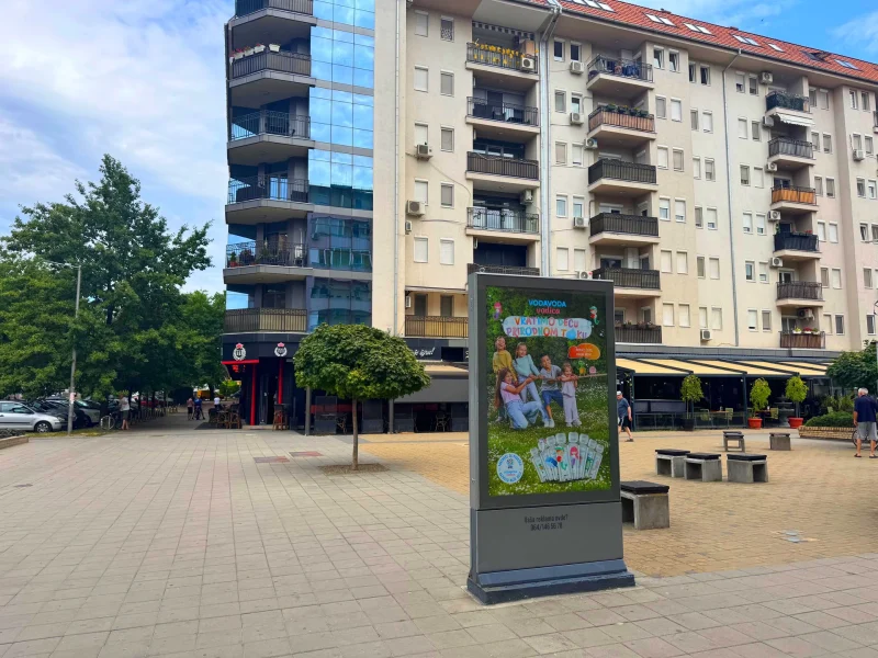 Prvomajska, početak šetališta — Strana B