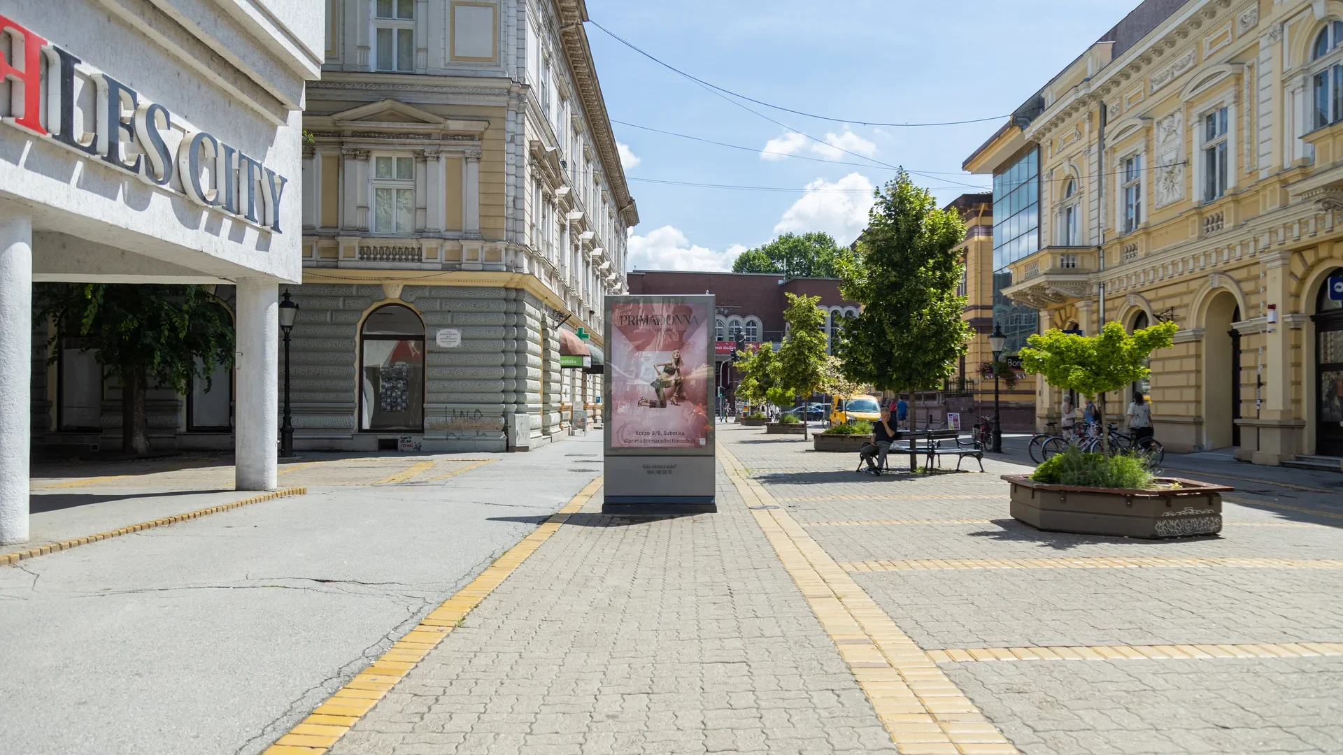 Početak Korzoa (Beograđanka) — reklamni pano Subotica — Strana B