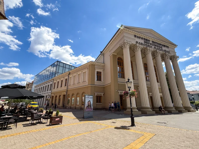 Narodno pozorište, početak Korzoa — Strana B