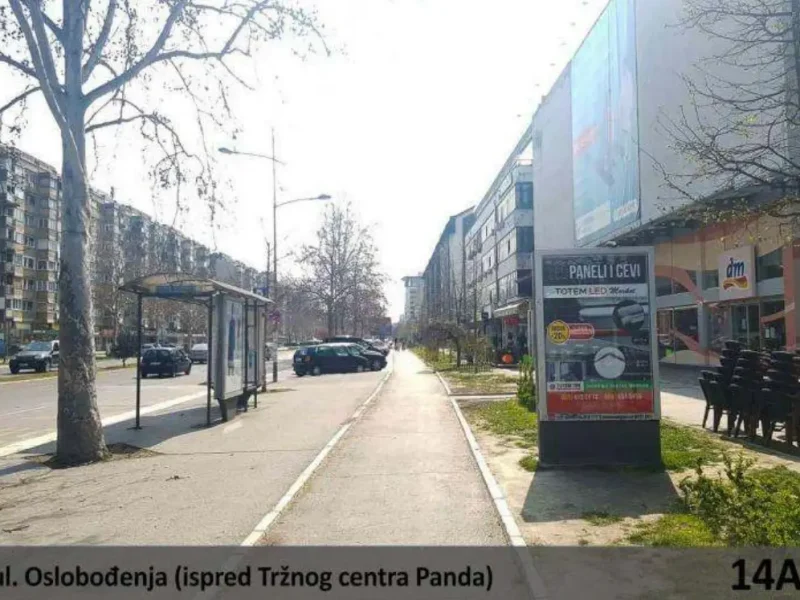 Bul. Oslobođenja, ispred tržnog centra Panda