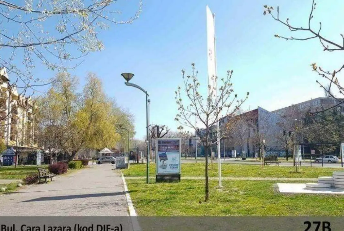 Bulevar Cara Lazara, kod DIF-a — Strana B