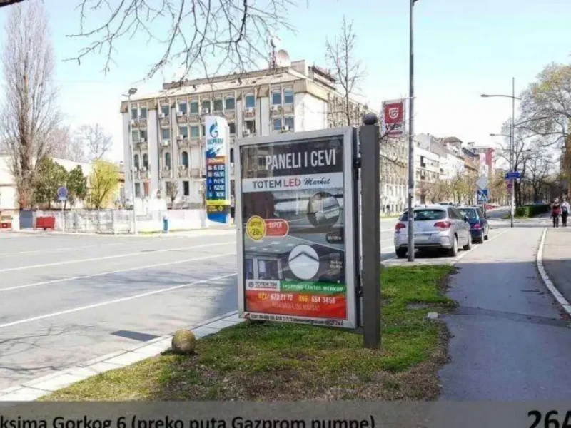 Maksima Gorkog, preko puta Gazprom pumpe